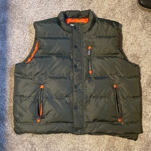 Men’s puffer vest